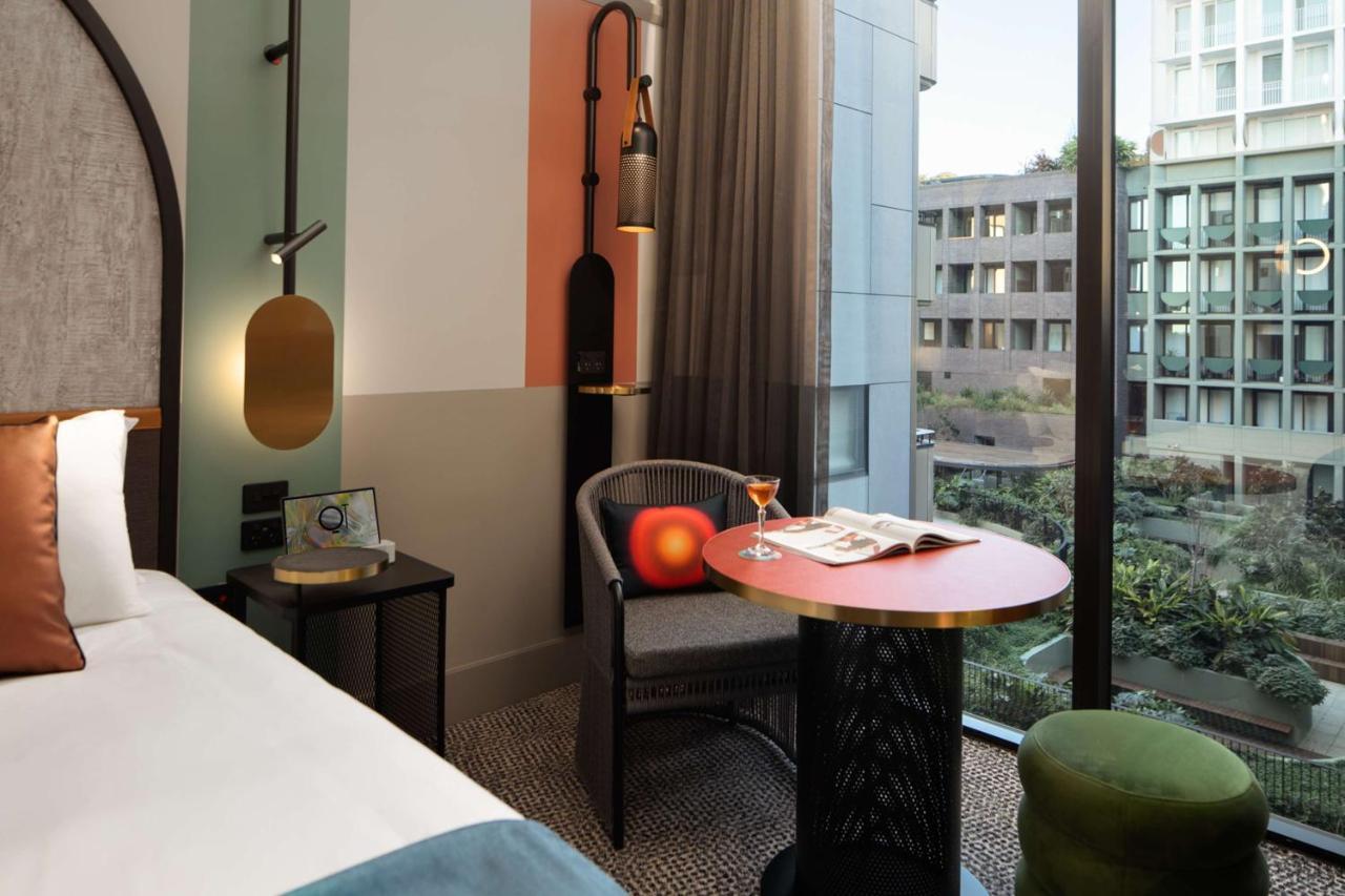 Qt Newcastle Hotel ภายนอก รูปภาพ Deluxe Room