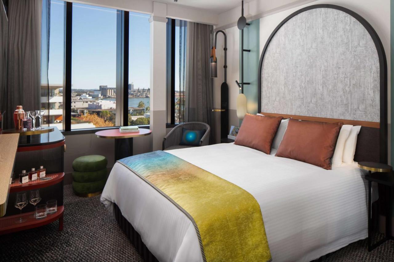 Qt Newcastle Hotel ภายนอก รูปภาพ A room at the hotel